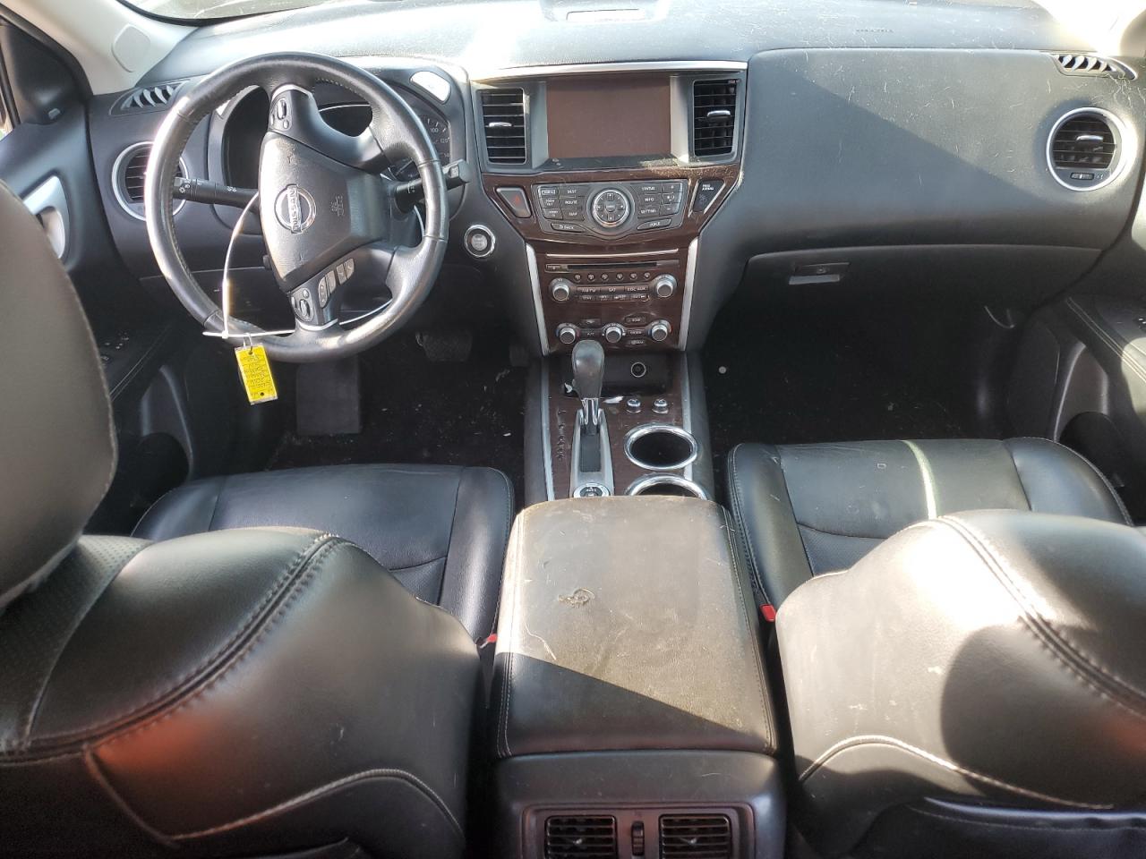 2016 Nissan Pathfinder - Image 8