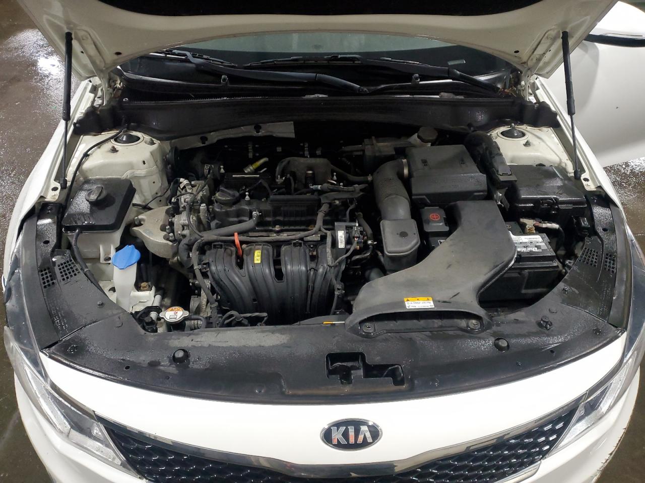 2017 Kia Optima - Image 11