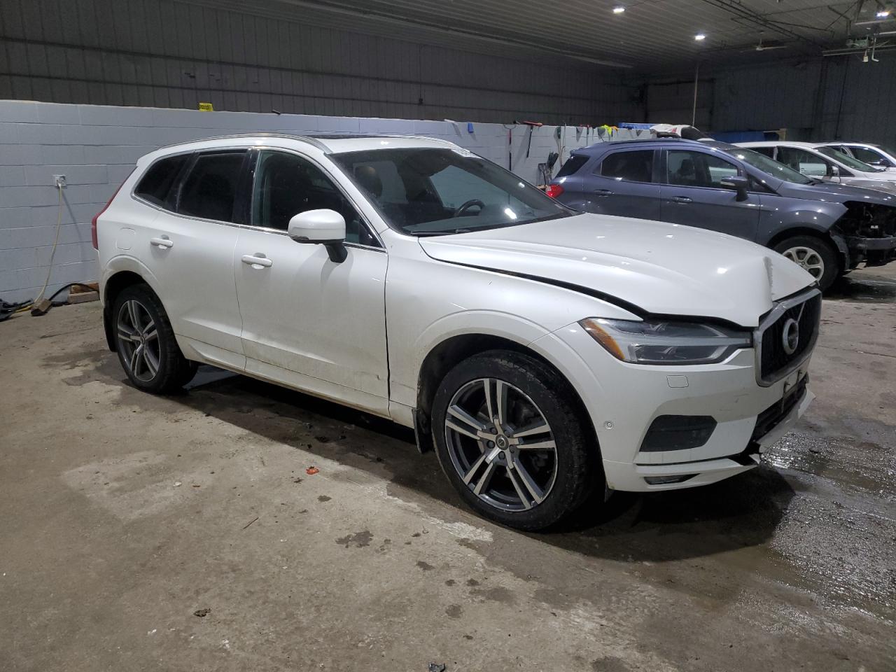 2018 Volvo XC60 - Image 4
