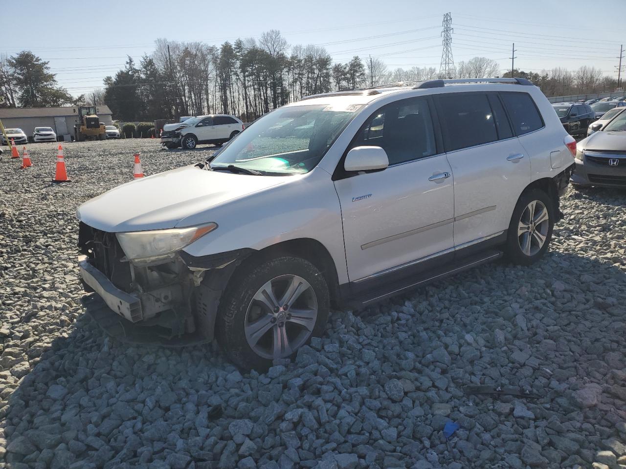 2011 Toyota Highlander - Image 1