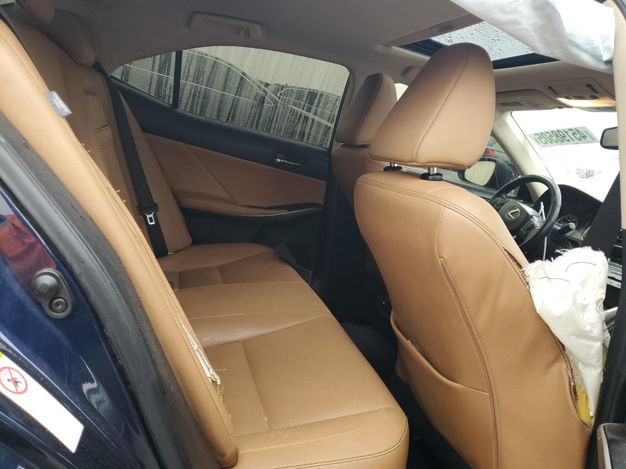 2014 Lexus IS - Image 10