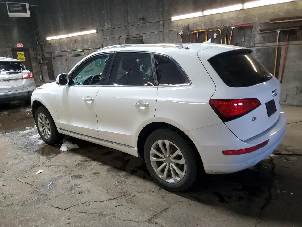 2015 Audi Q5 - Image 2