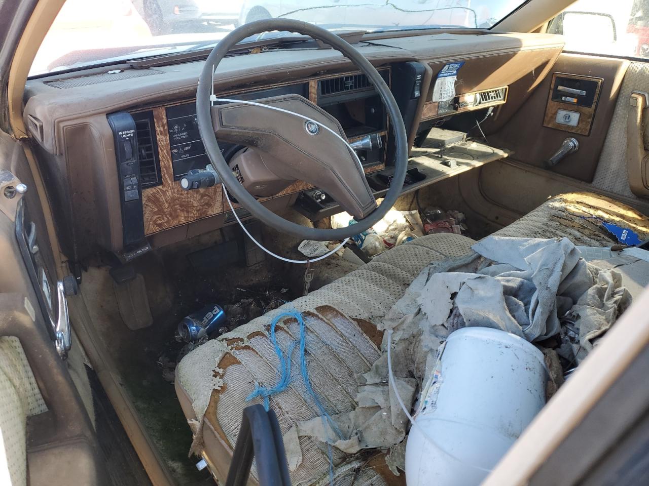 1985 Buick Century Custom VIN: 1G4AH193XF6476371 Lot: 47109965