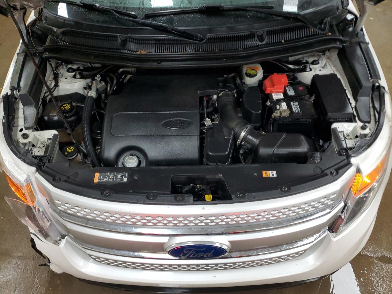 2015 Ford Explorer - Image 12