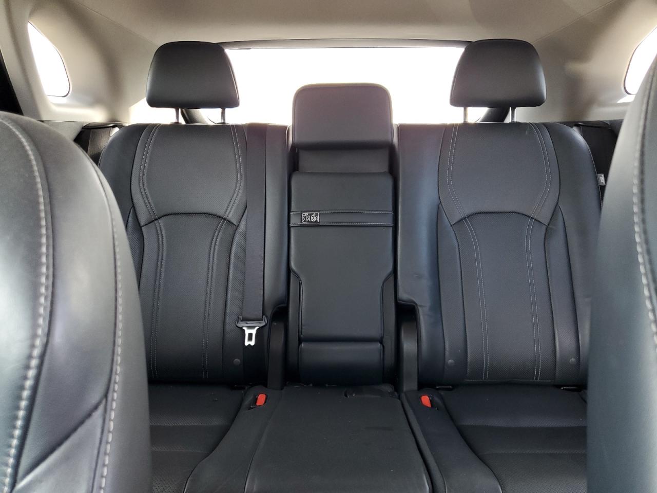 2017 Lexus RX - Image 10