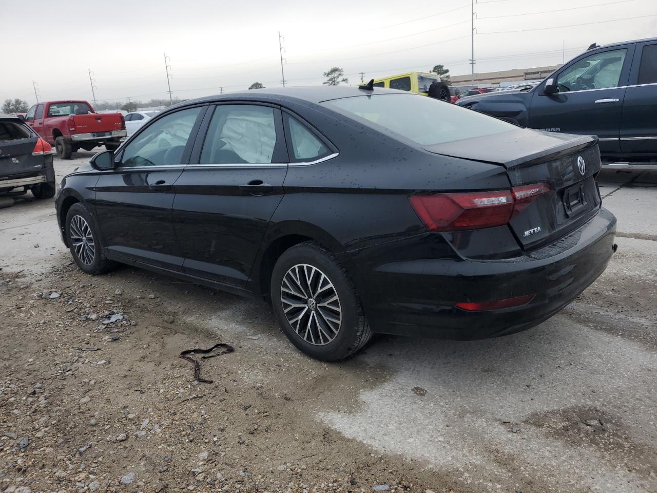 2021 Volkswagen Jetta - Image 2