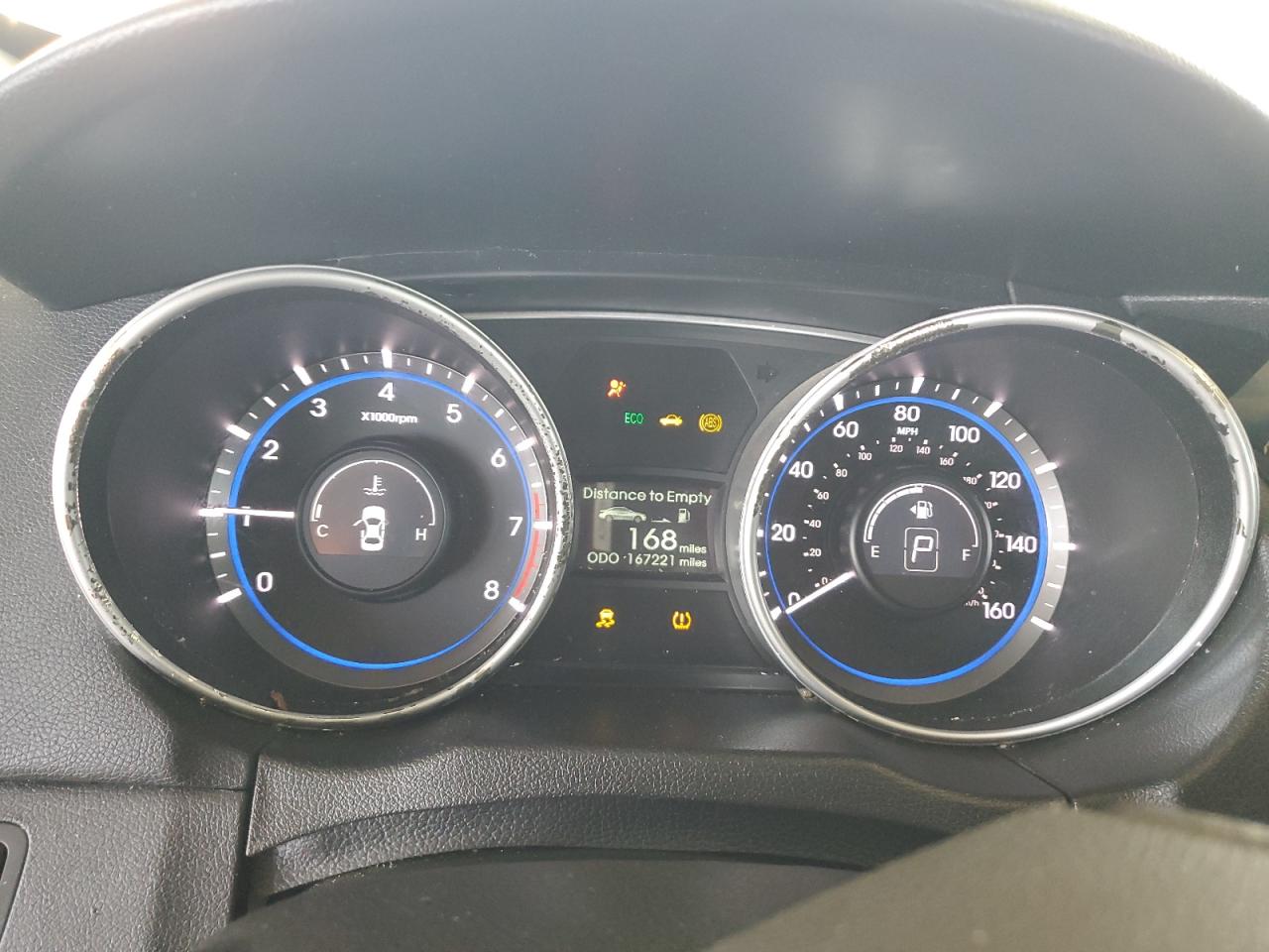 2011 Hyundai Sonata - Image 9