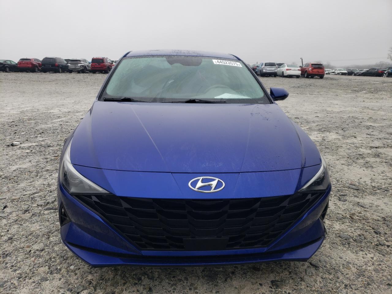 2023 Hyundai Elantra - Image 5