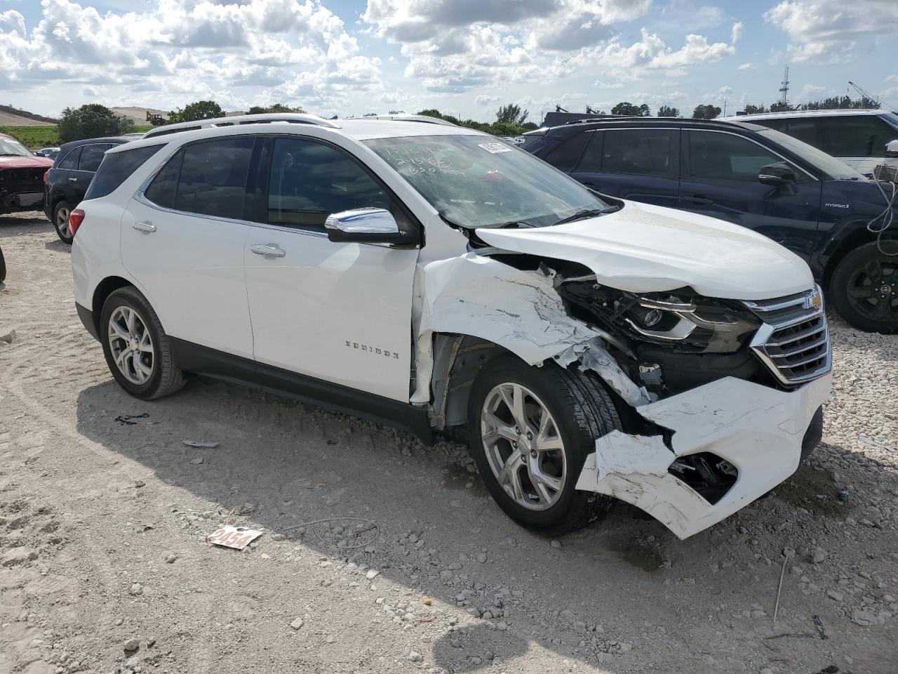 2020 Chevrolet Equinox - Image 4