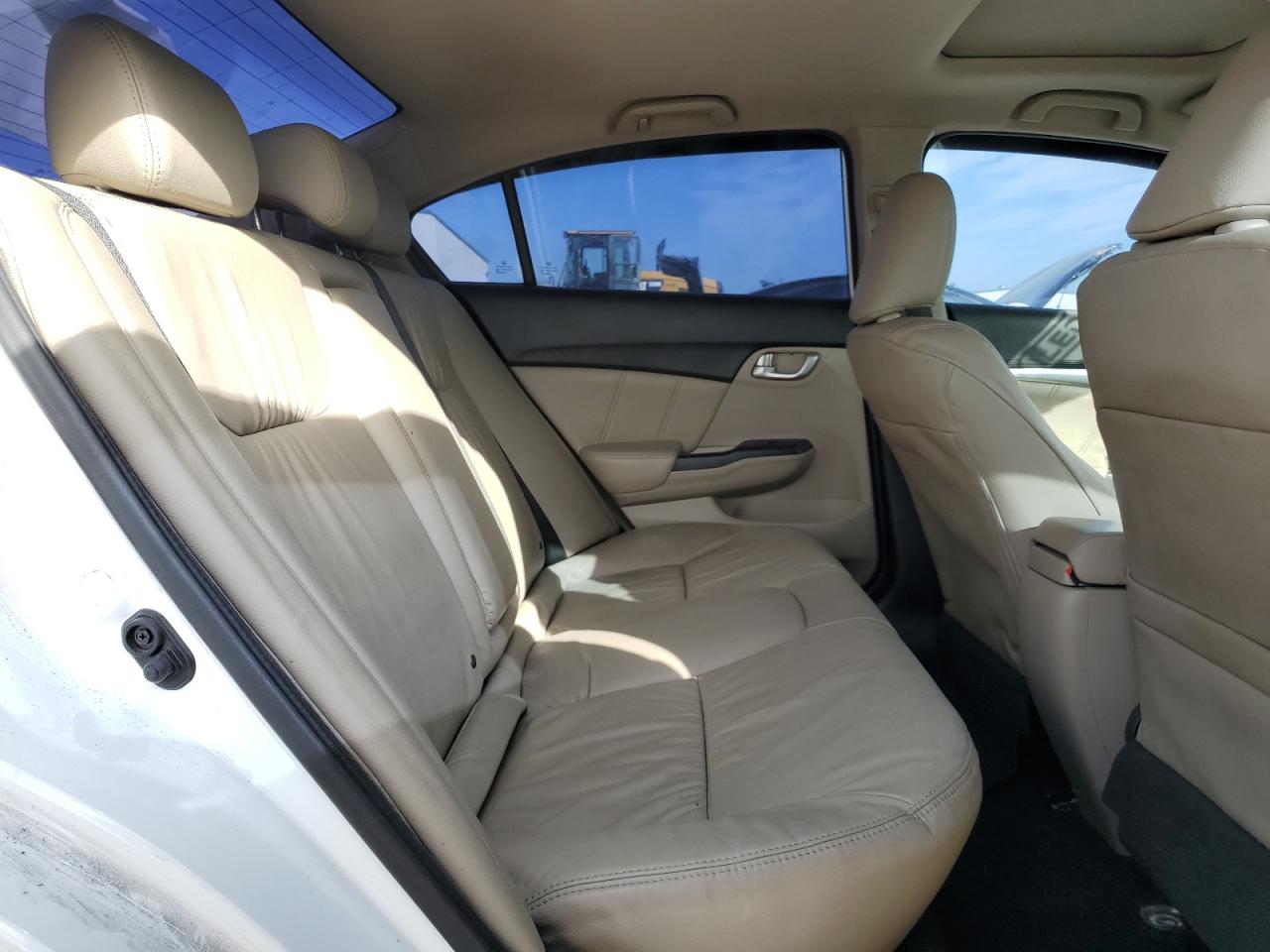 2015 Honda Civic - Image 10