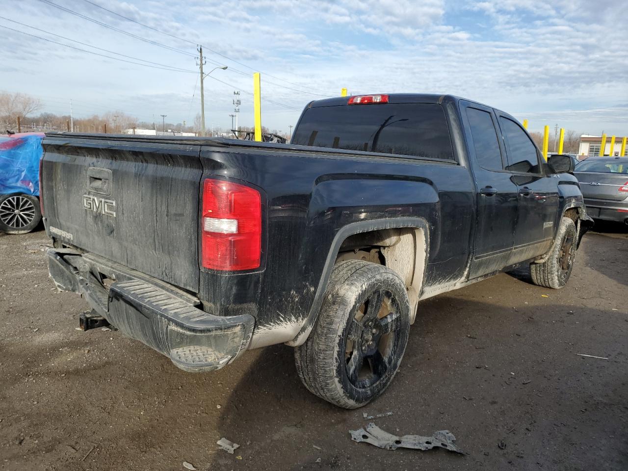 2018 GMC Sierra - Image 3