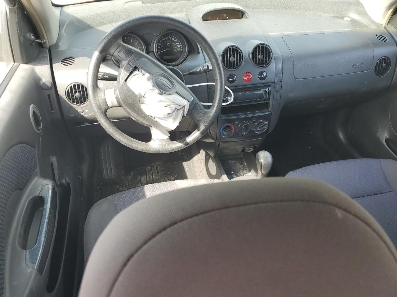 2007 Chevrolet Aveo - Image 8