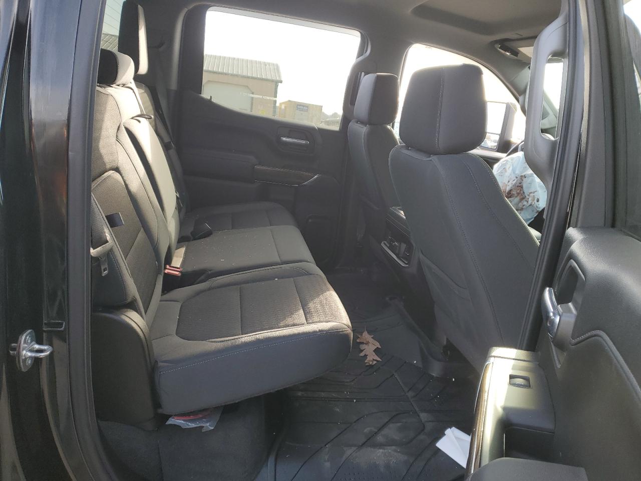 2019 Chevrolet Silverado - Image 10