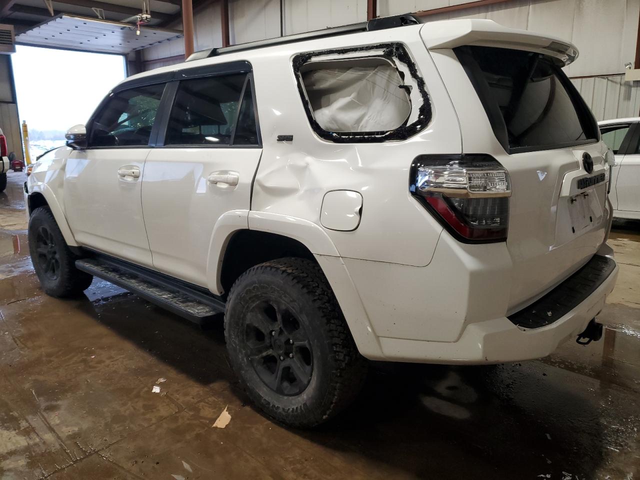 2014 Toyota 4Runner - Image 2