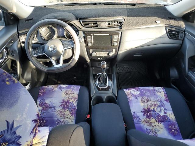  NISSAN ROGUE 2018 Srebrny
