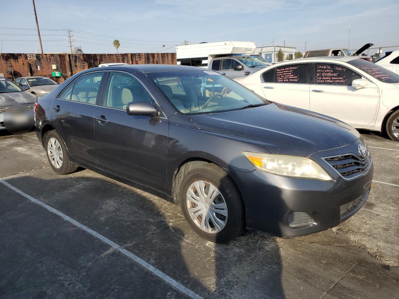 2011 Toyota Camry - Image 4