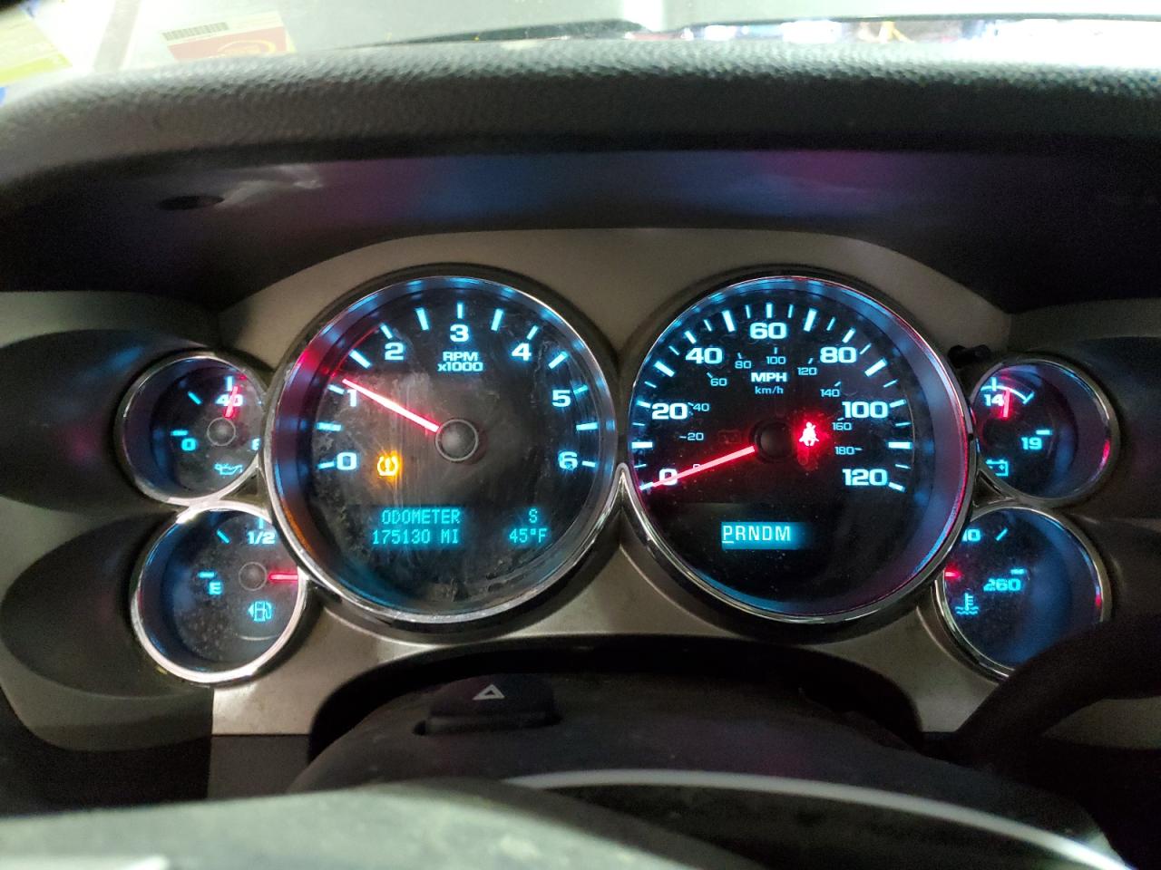 2013 Chevrolet Silverado - Image 9
