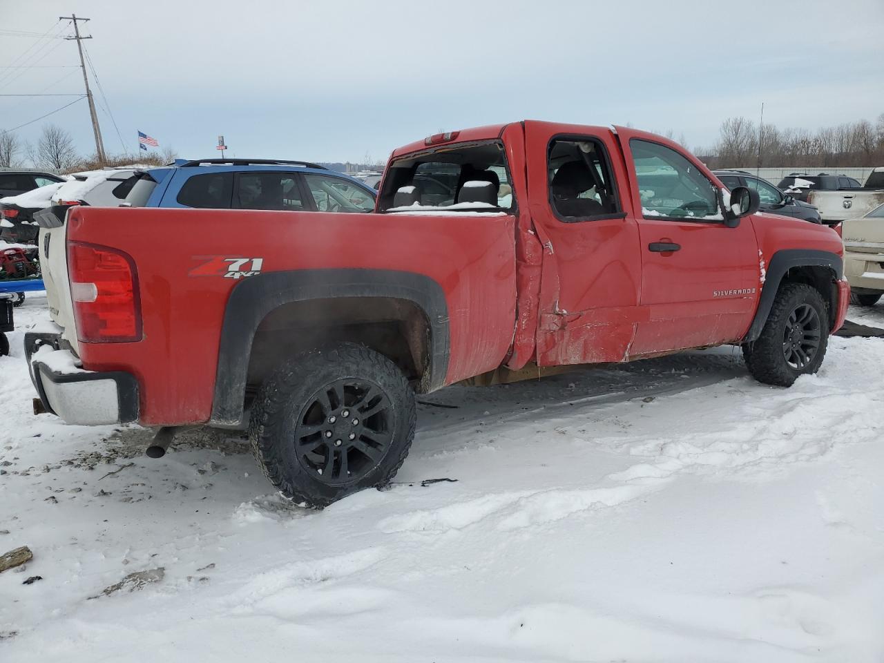 2007 Chevrolet Silverado - Image 3