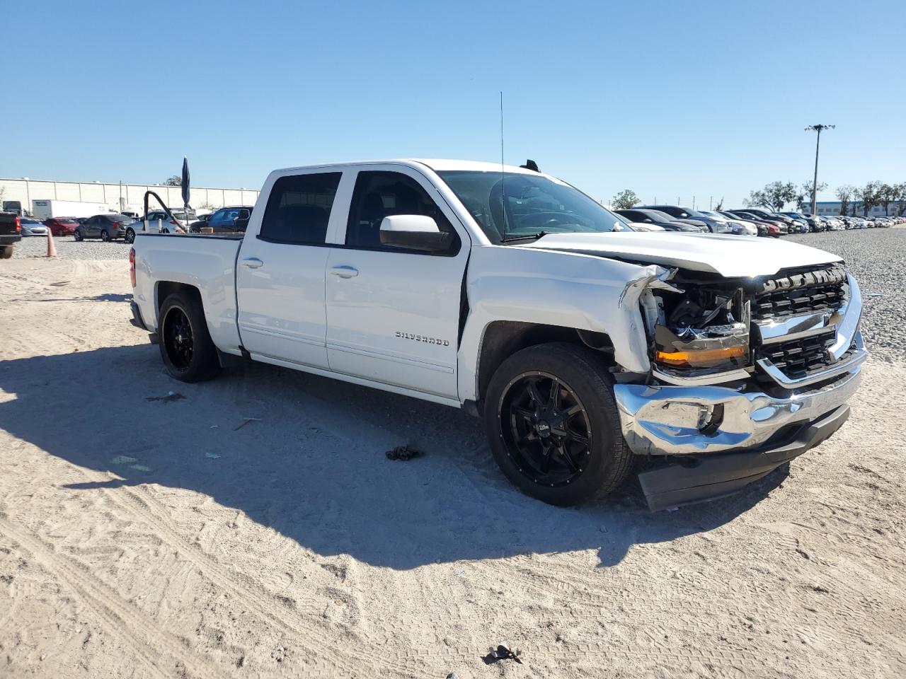 2017 Chevrolet Silverado - Image 4