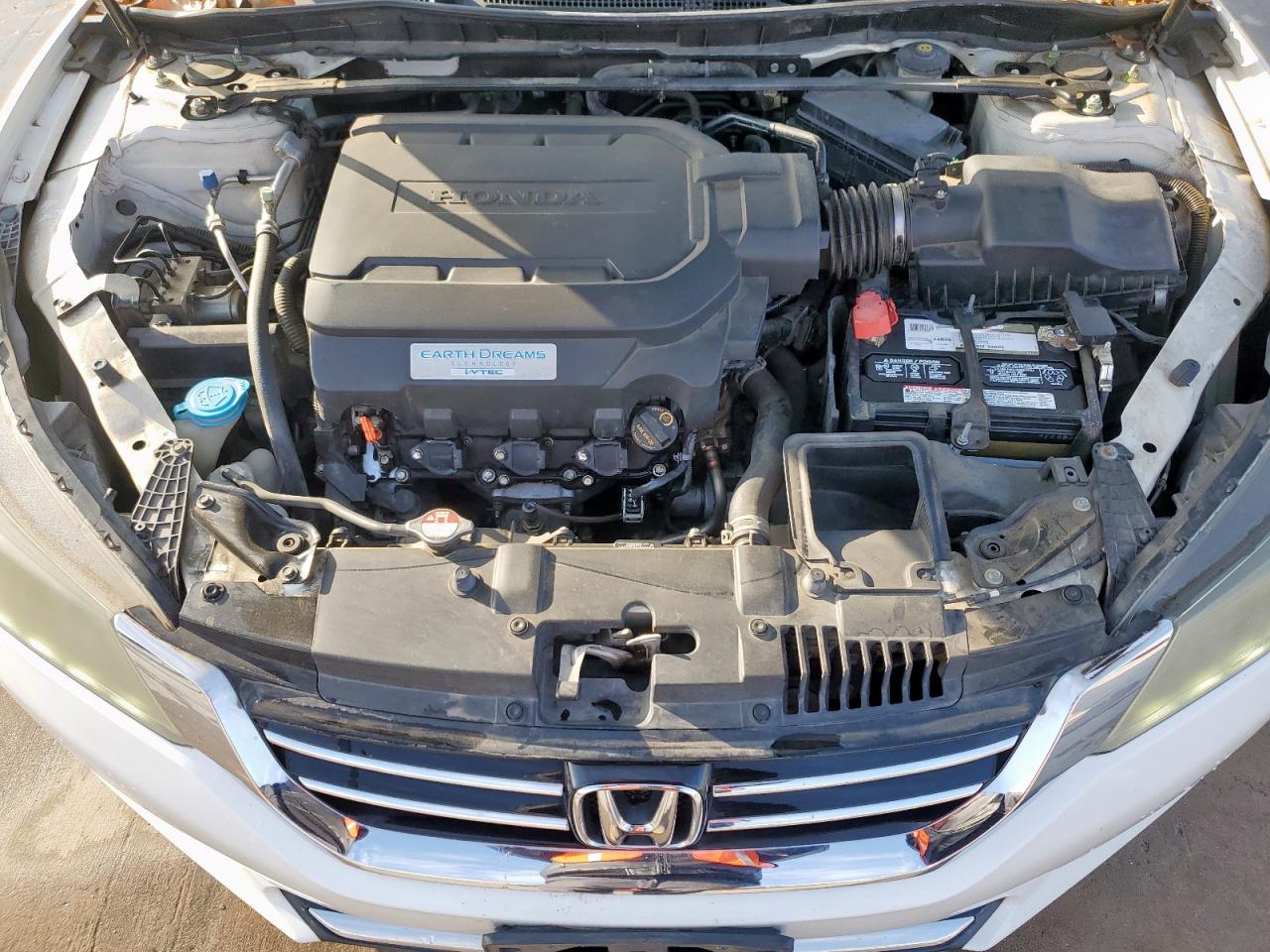 2013 Honda Accord - Image 11