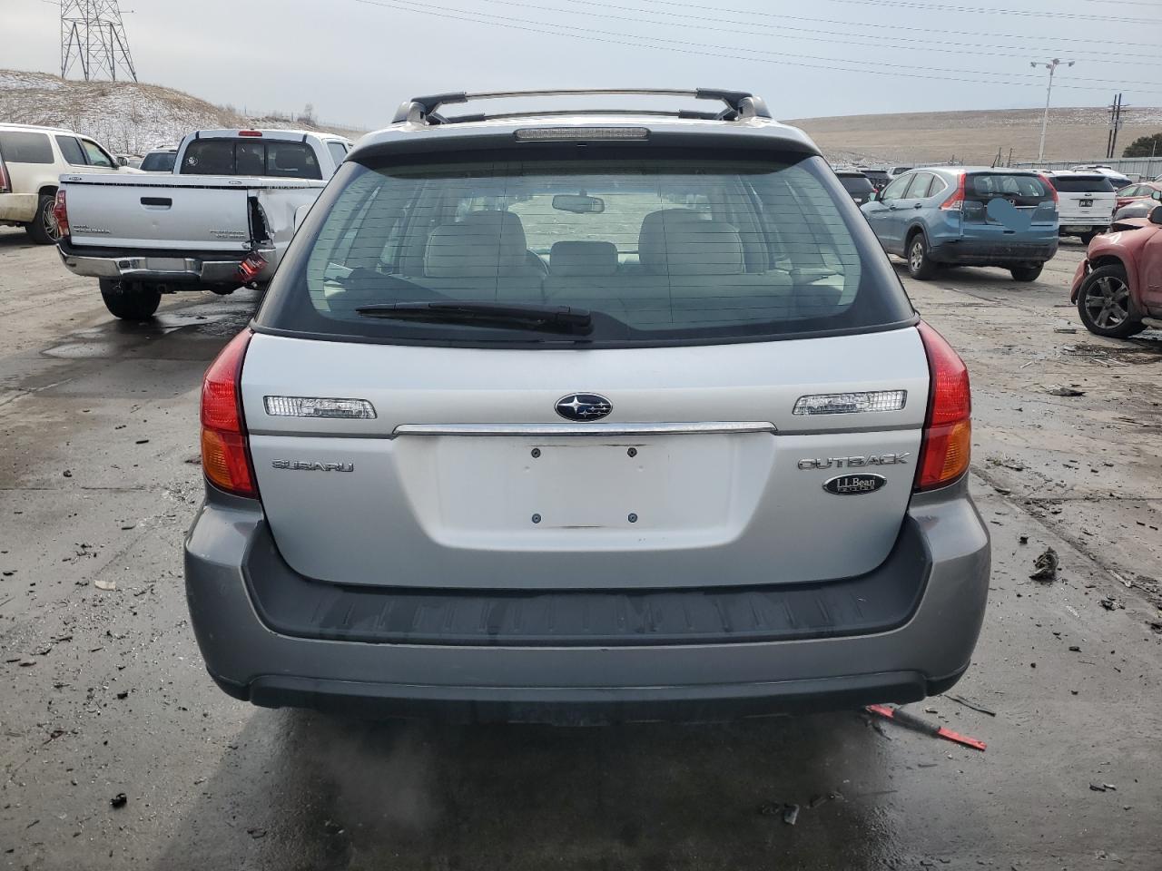 2006 Subaru Outback - Image 6