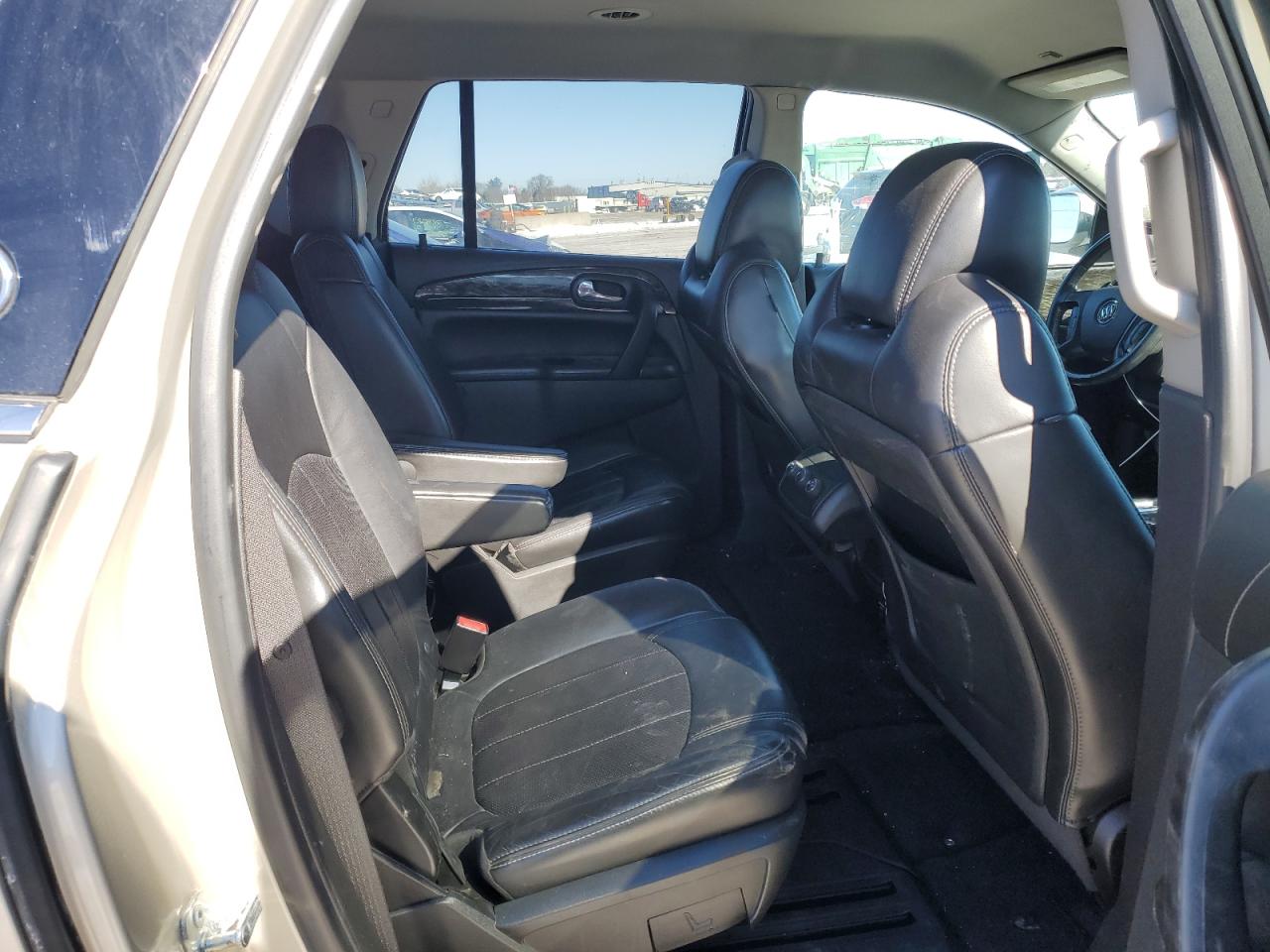 2014 Buick Enclave - Image 12