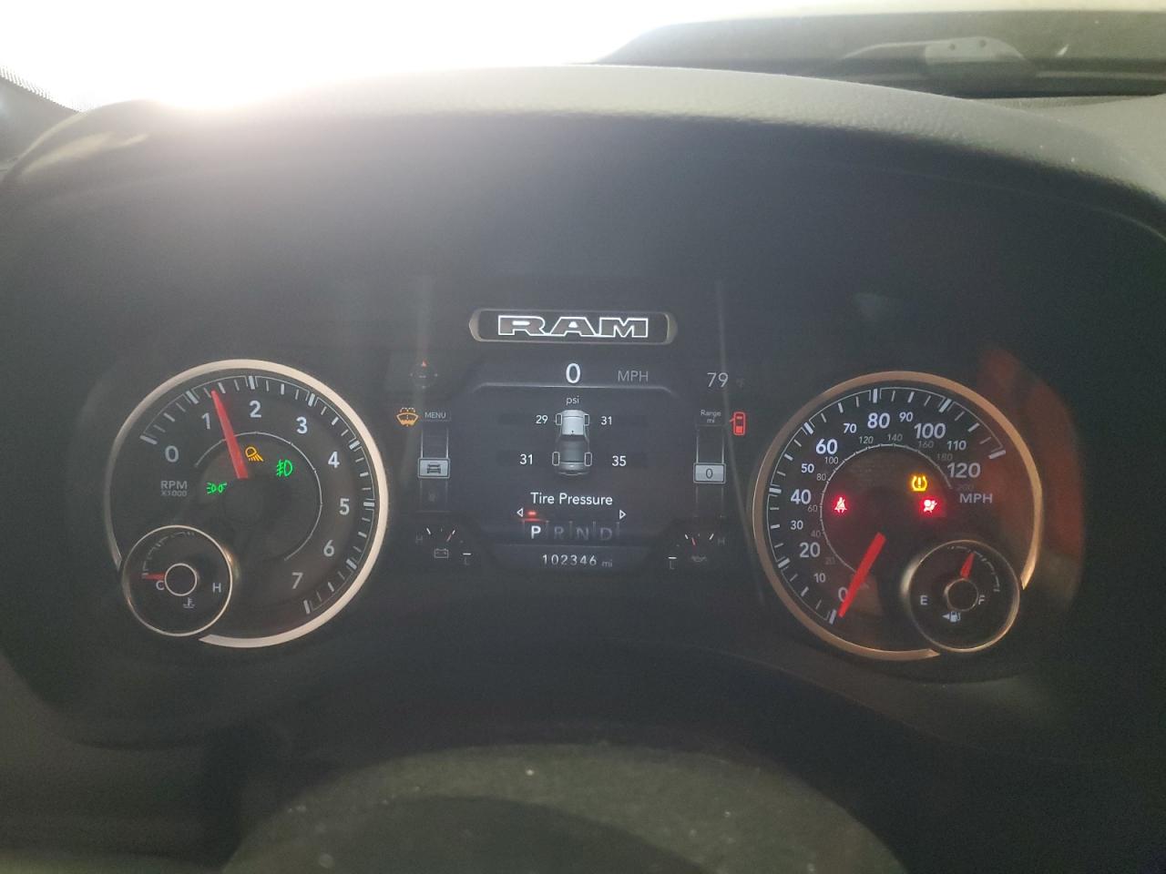 2019 RAM 1500 - Image 9