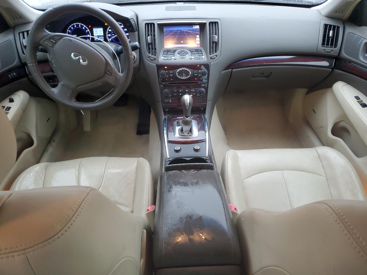 2012 Infiniti G - Image 8