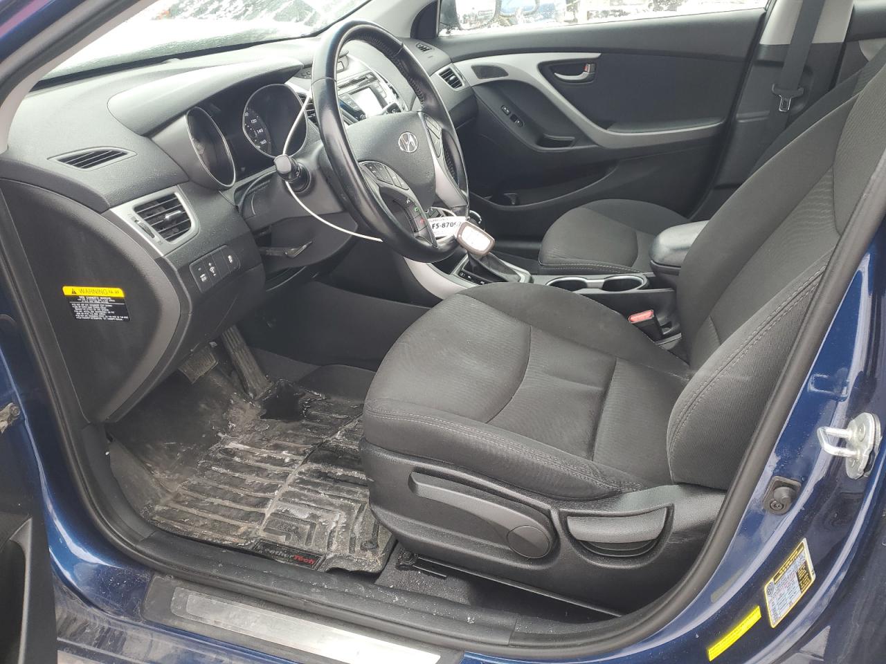2016 Hyundai Elantra - Image 7