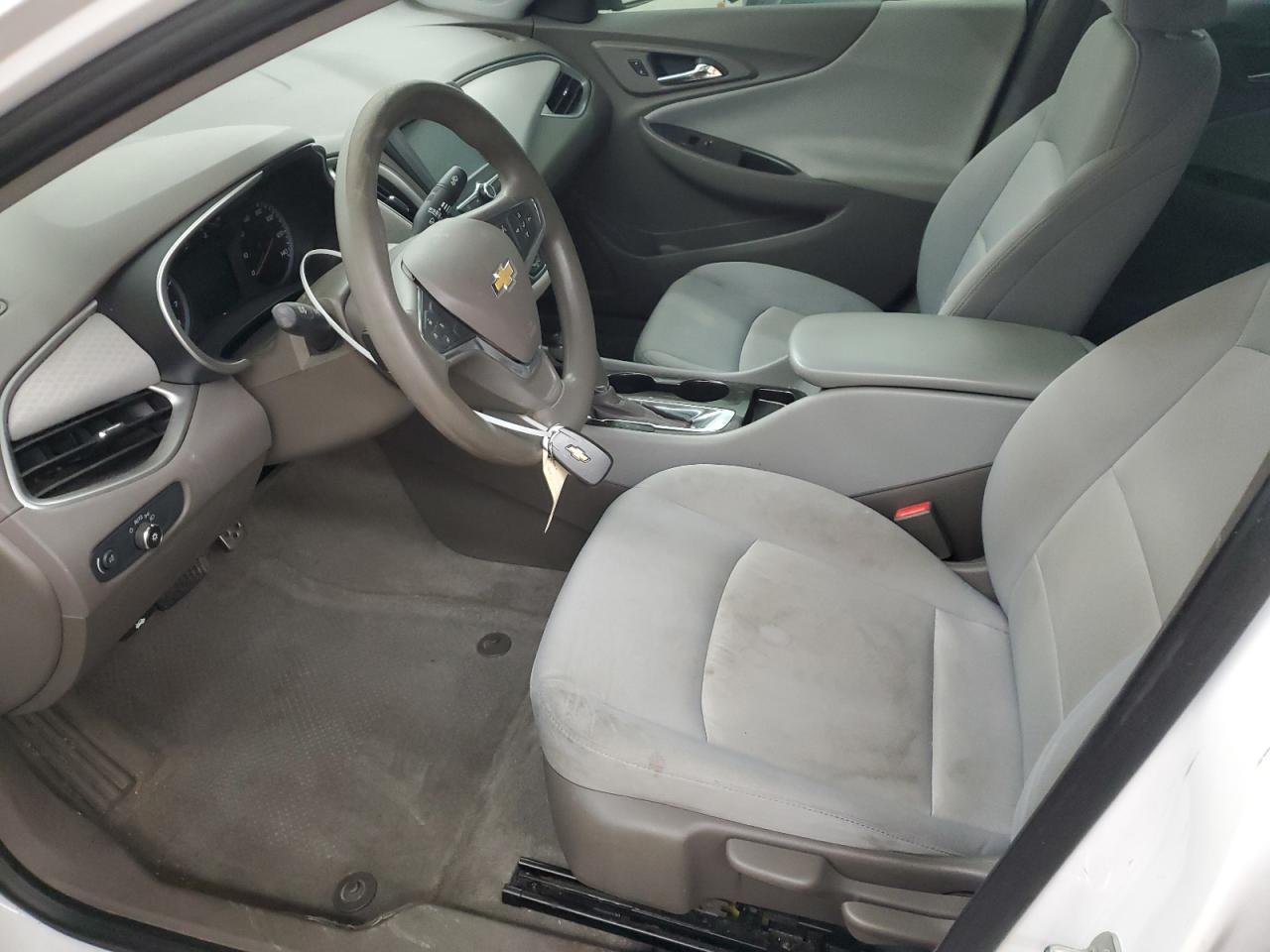 2016 Chevrolet Malibu - Image 7