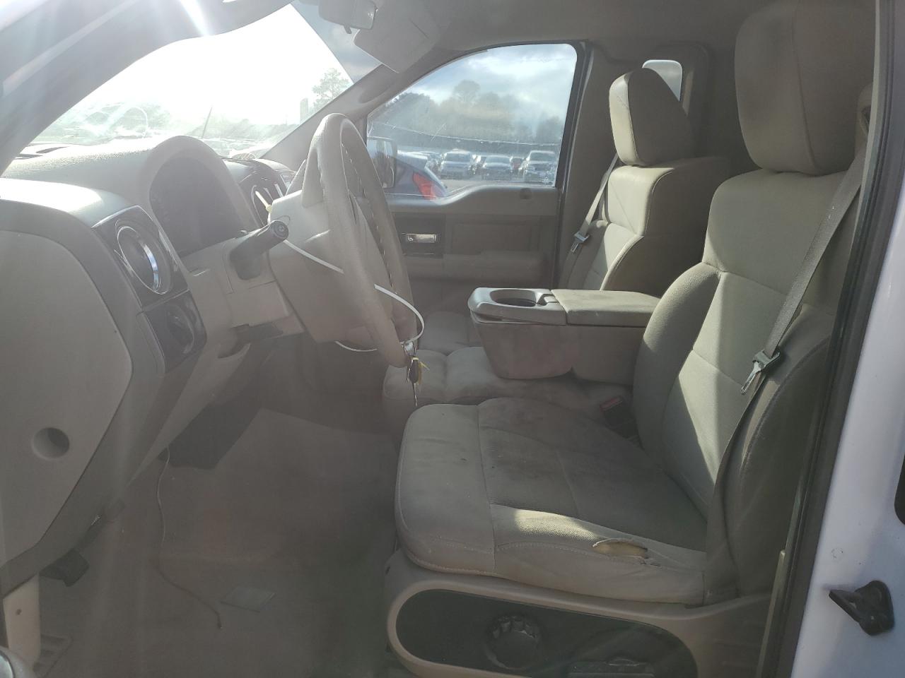 2004 Ford F-150 - Image 7