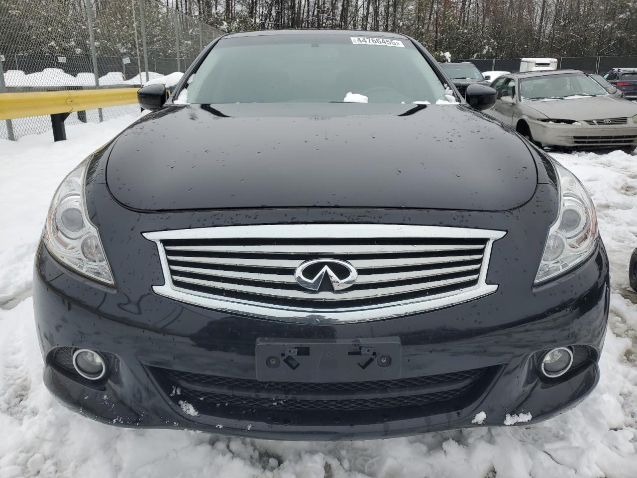 2015 Infiniti Q40 - Image 5