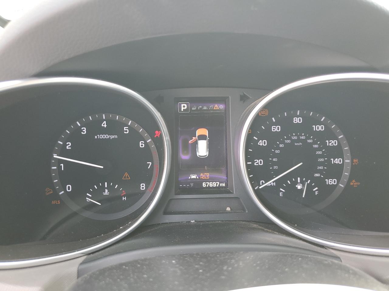 2018 Hyundai Santa Fe - Image 9