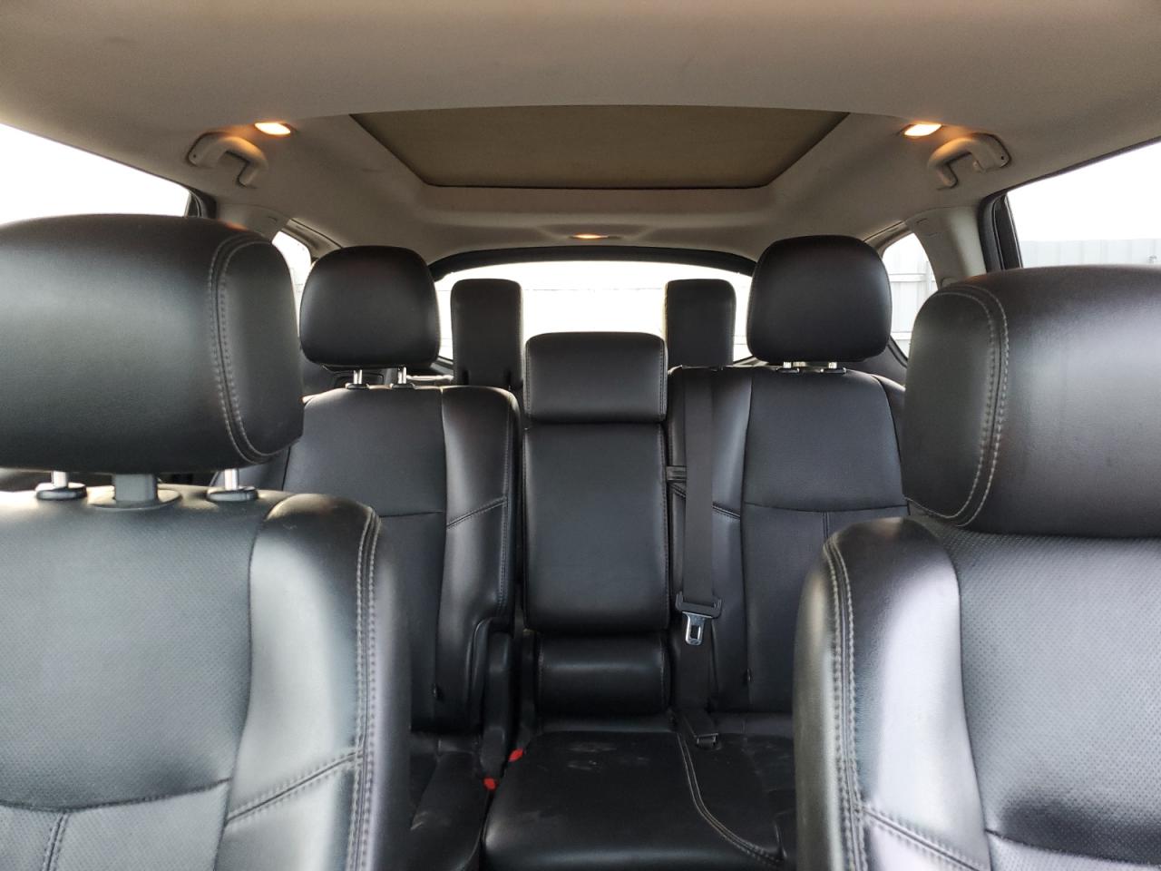 2014 Nissan Pathfinder - Image 10