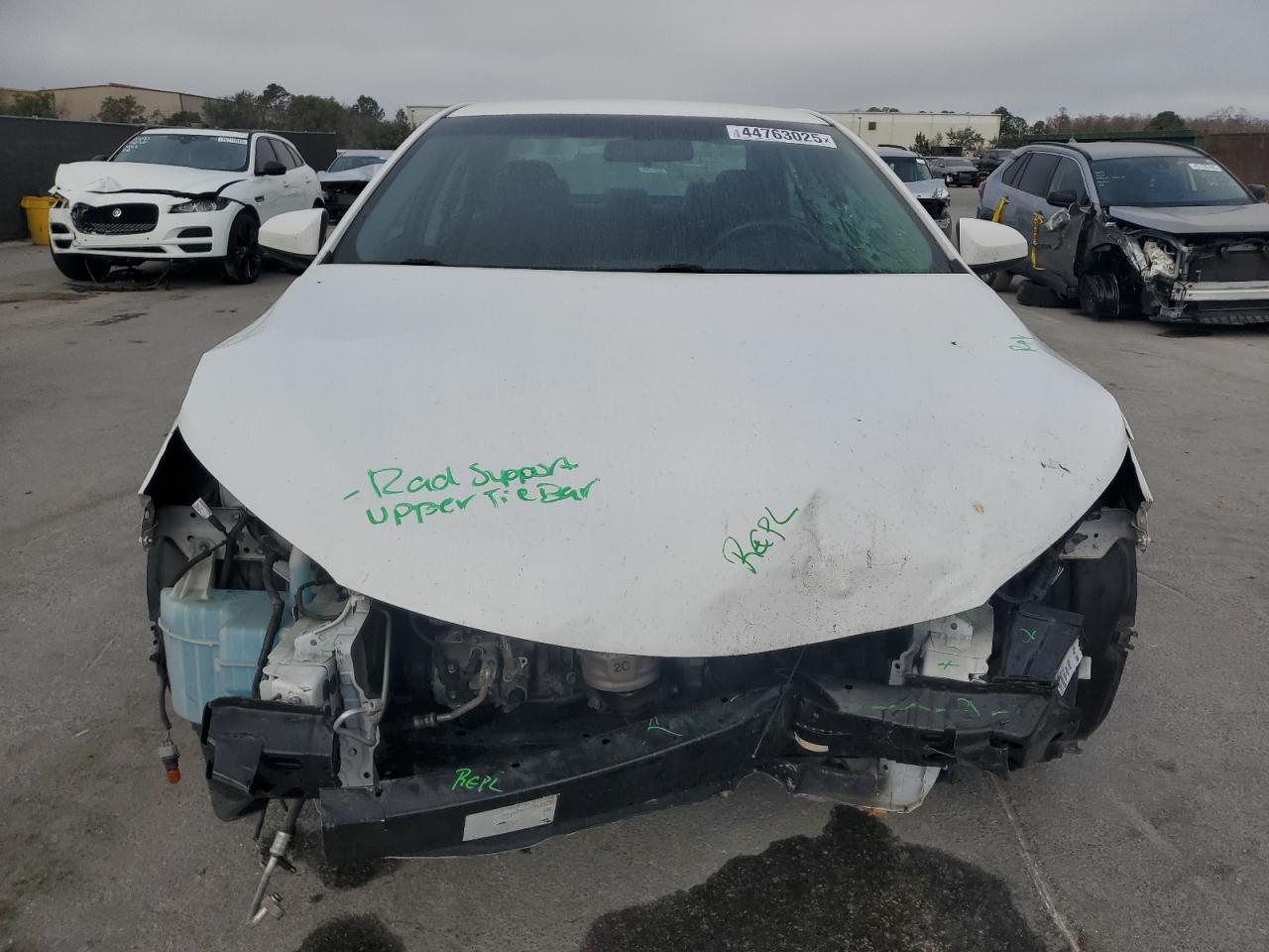 2017 Toyota Camry - Image 5