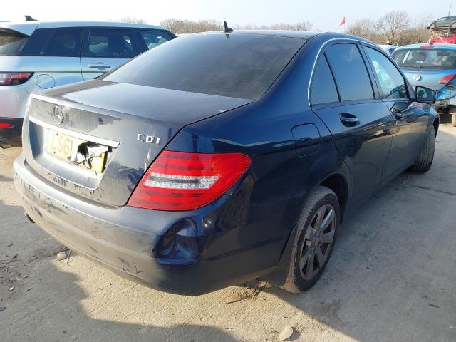 2011 MERCEDES BENZ C220 SE CD