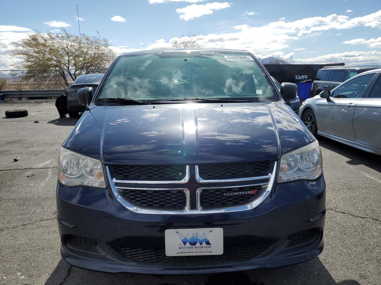 2014 Dodge Caravan - Image 5