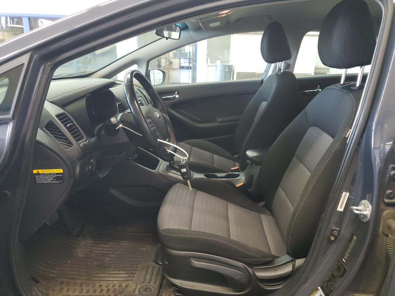 2015 Kia Forte - Image 7