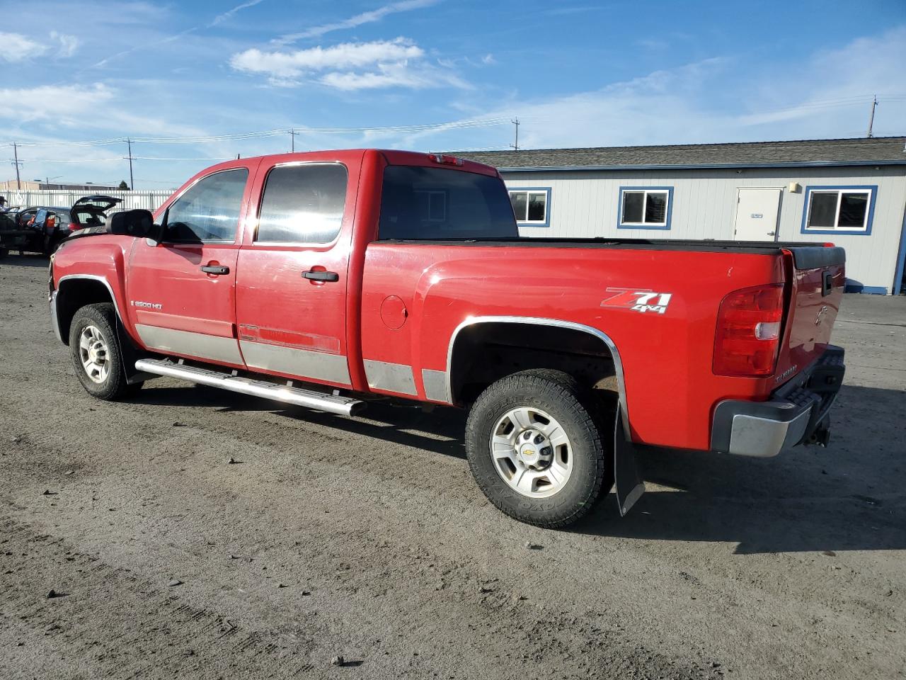 2008 Chevrolet Silverado - Image 2