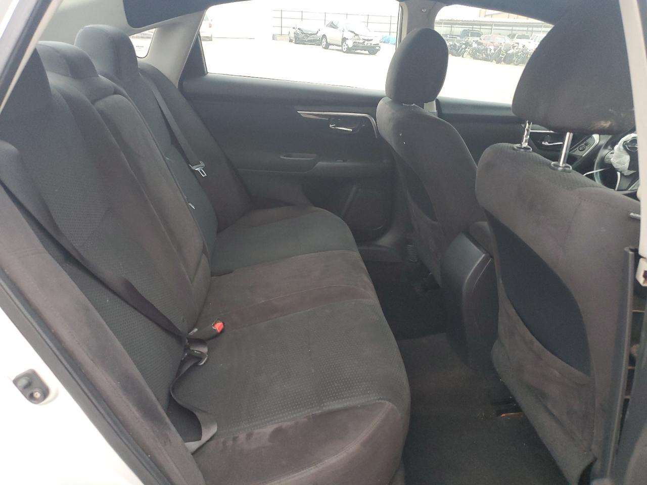 2014 Nissan Altima - Image 10