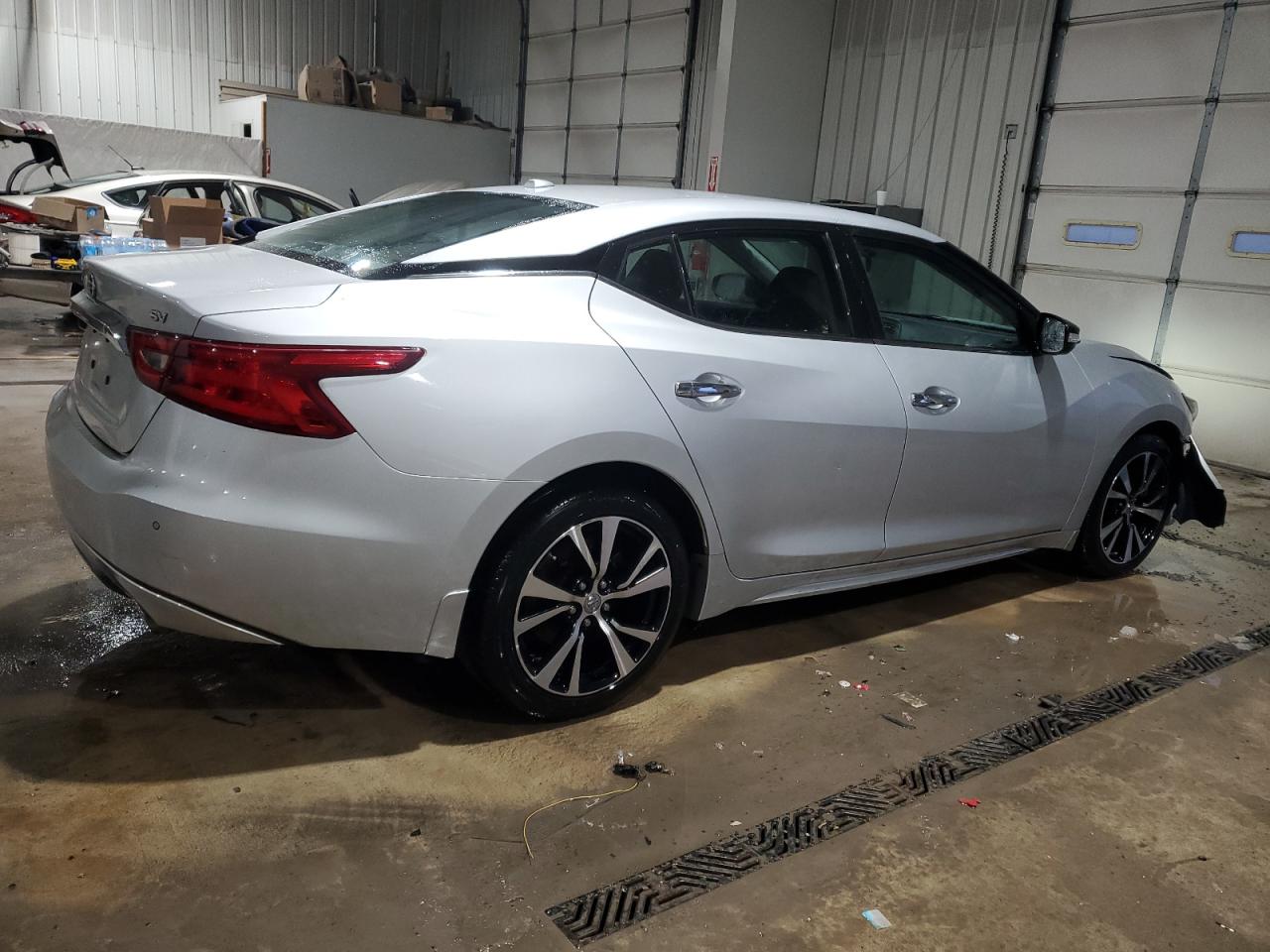 2018 Nissan Maxima - Image 3