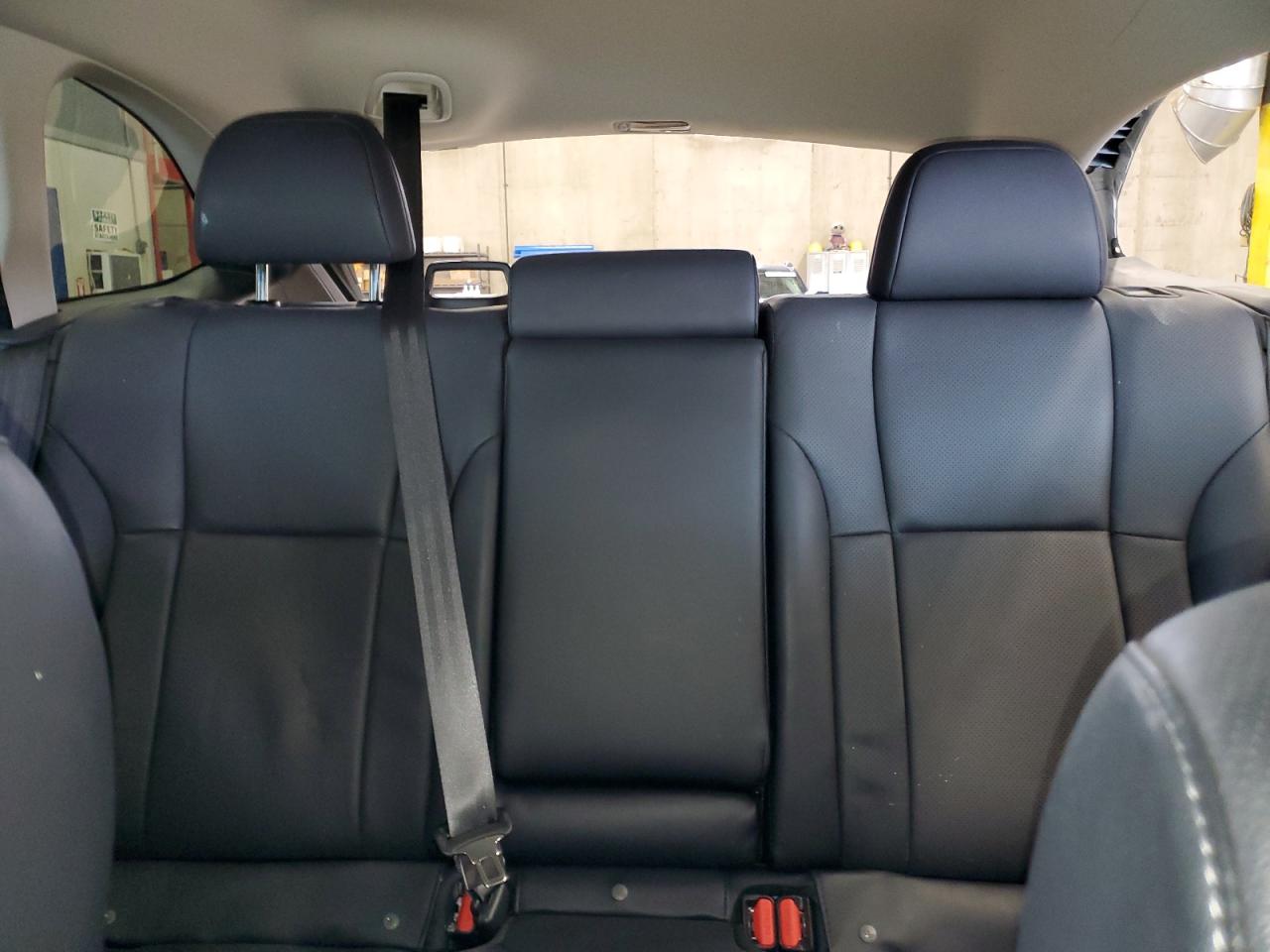 2021 Subaru Outback - Image 10