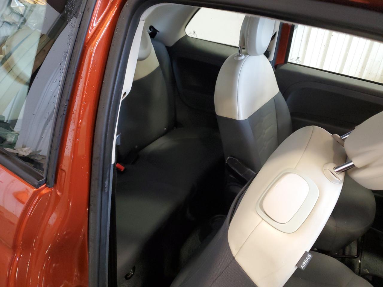 2013 Fiat 500 - Image 10