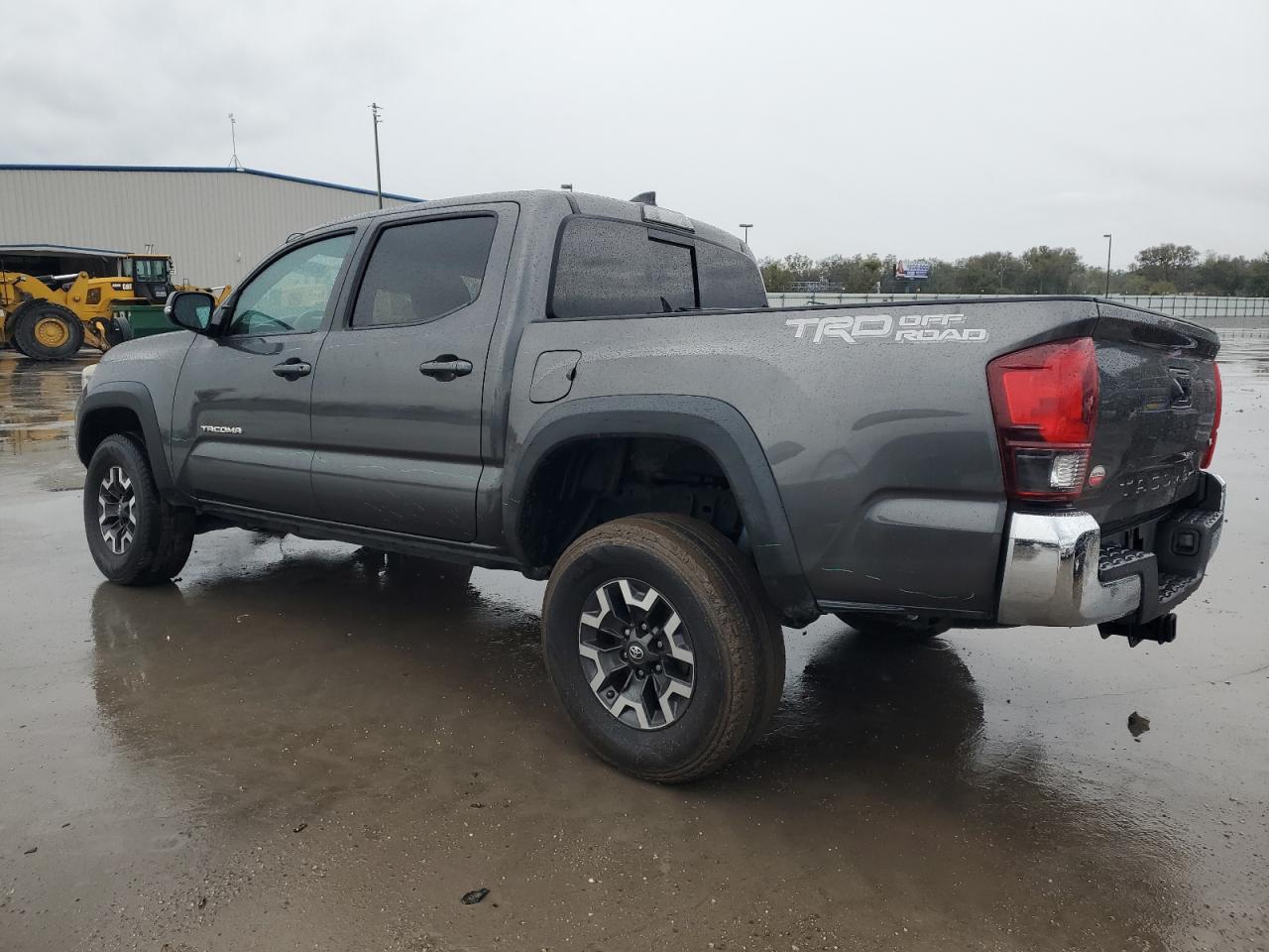 2019 Toyota Tacoma - Image 2