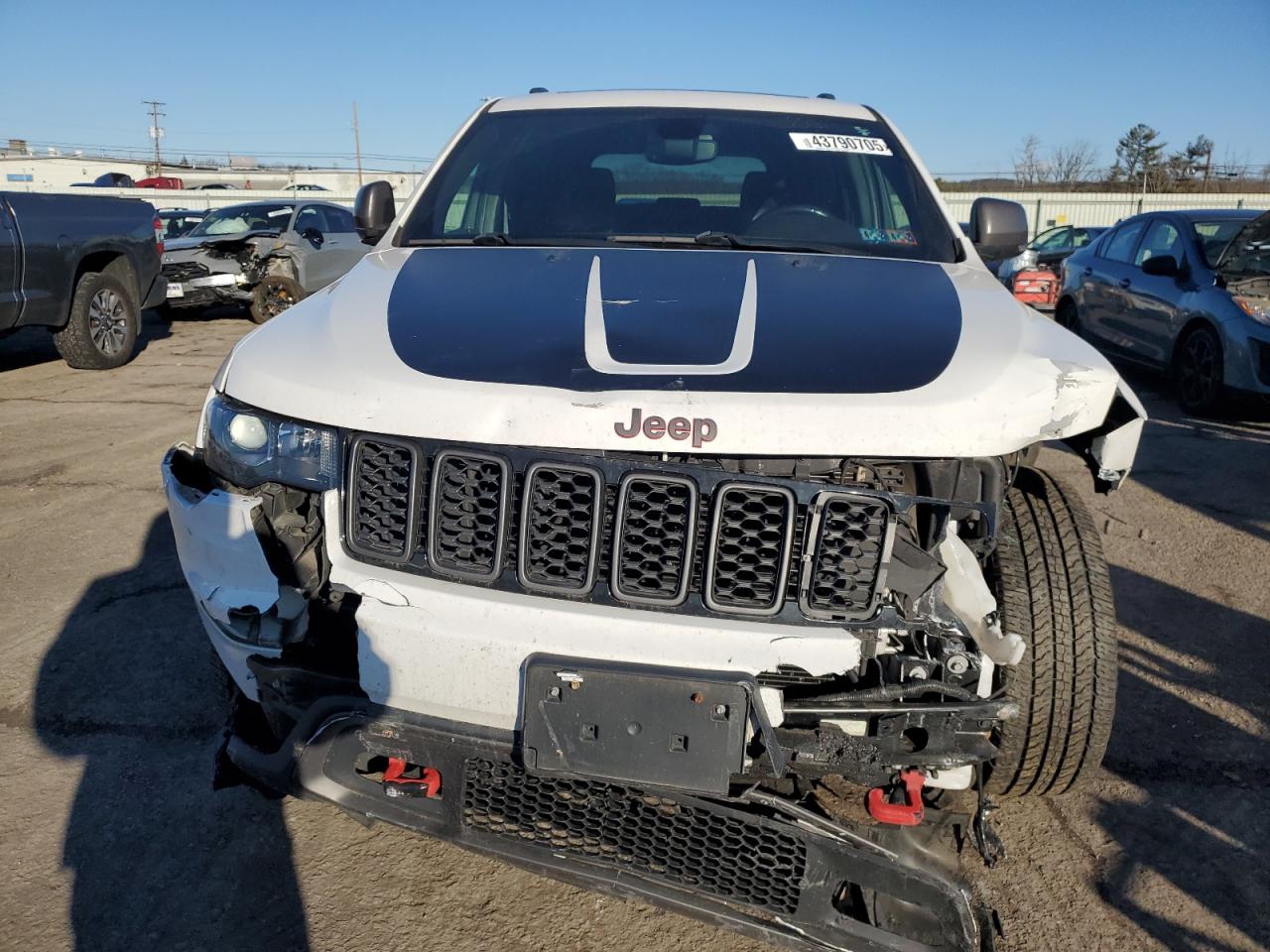 2020 Jeep Grand Cherokee - Image 5