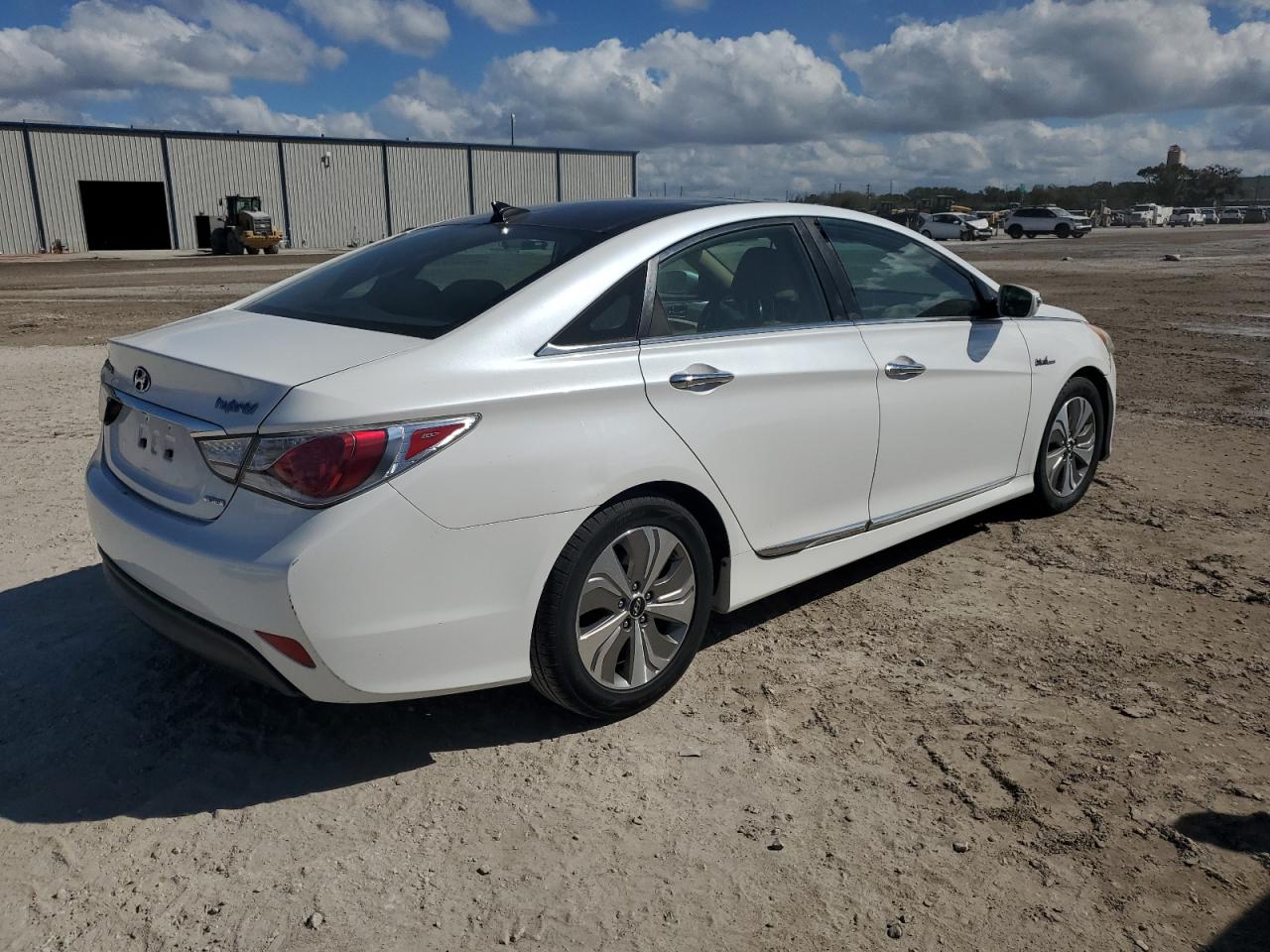 2015 Hyundai Sonata - Image 3