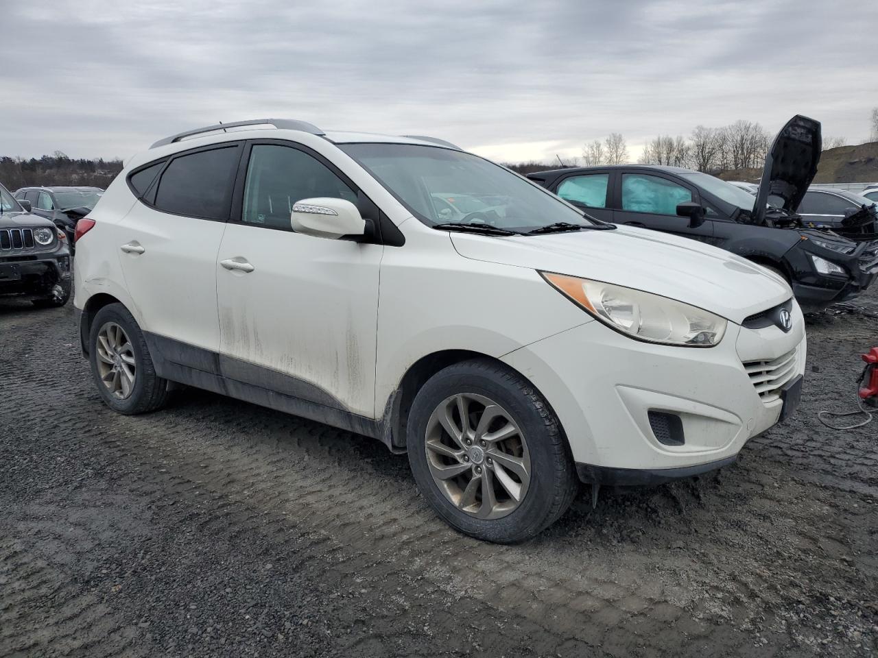 2012 Hyundai Tucson - Image 4