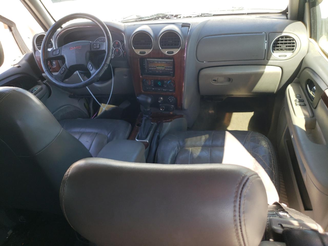 2003 GMC Envoy - Image 8