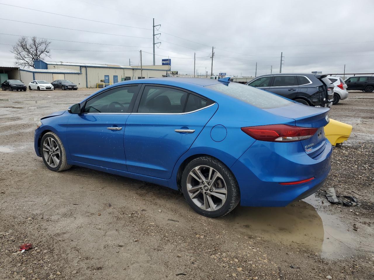 2017 Hyundai Elantra - Image 2