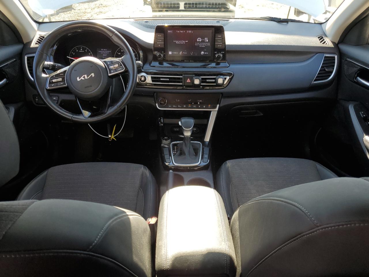 2023 Kia Seltos - Image 8